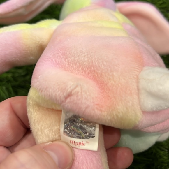 Ty Beanie Babies Hippie the Tie Dye Bunny Plush - Picture 4 of 5